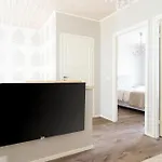 Luxurious Snow With Jacuzzi Villa *